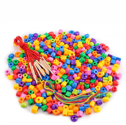 Rainbow Lacing Beads™ – Lekfull trådning - Regnbågspärlor med spets