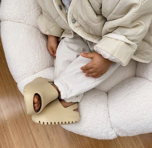 SunnySteps Kids – Komfort och frihet – Sandaltofflor för barn
