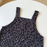LeopardChic – Trendiga & bekväma – Jenters överallsbyxor med leopardmönster