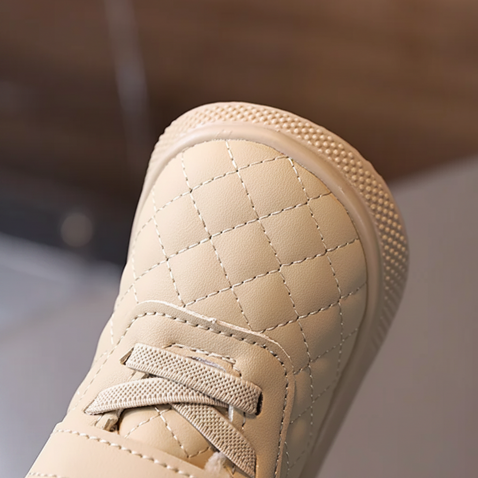 WarmWalk – Bekväma och trendiga – vinterstövlar för barn med plyschfoder