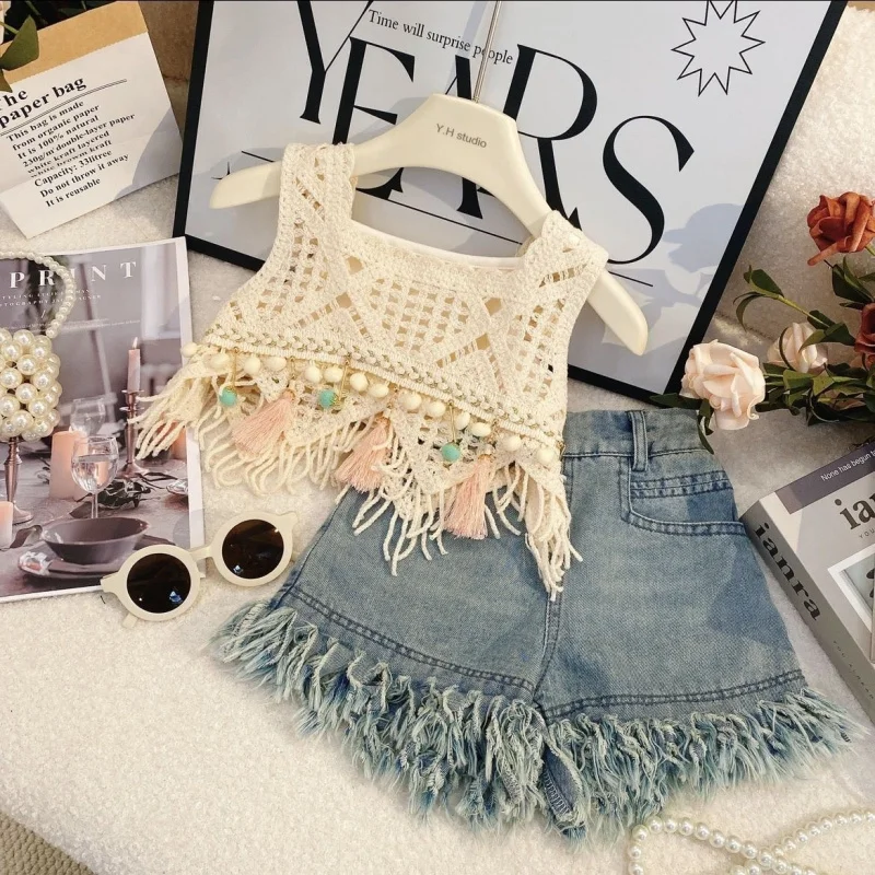 MiniChic – Snyggt och bekvämt – Set med boho-top och jeansshorts
