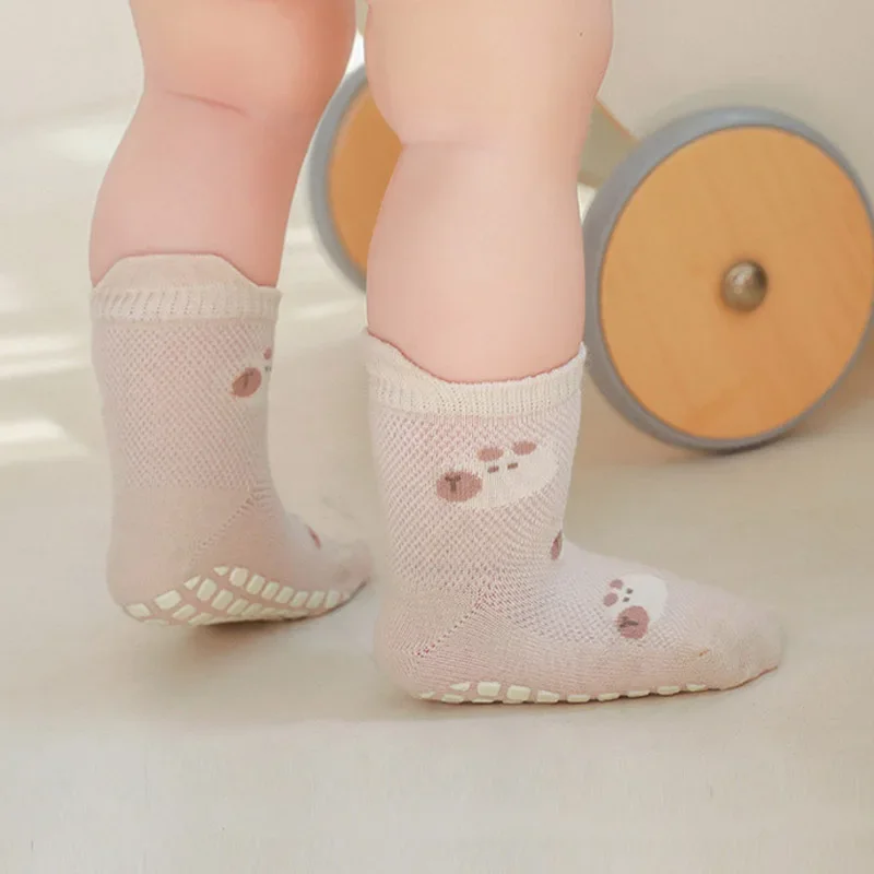 Soft Grip Socks – Mjuka & praktiska – halkskyddsstrumpor för bebisar