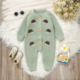 CozyHedge – Mjuk & varm – Stickad babyoverall med igelkottmönster