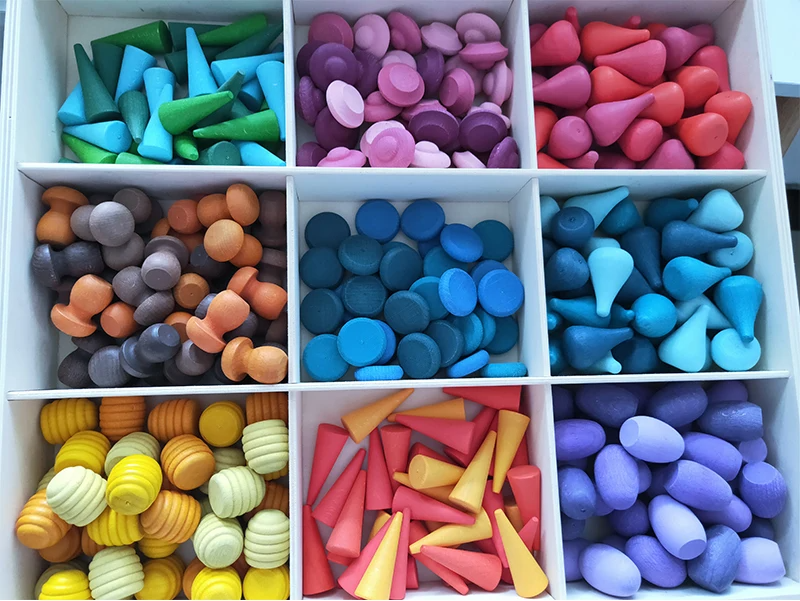 Rainbow Blocks™ – Kreativt kul att färglägga – Färgläggningsspel i trä