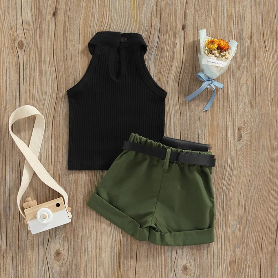 MiniFashionista – Elegant & Trends – Set för flickor med topp, shorts och midjeväska
