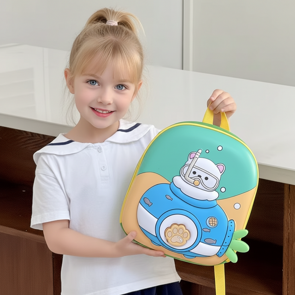 KiddoPack – Söt & praktisk – barnryggsäck med självlysande ben