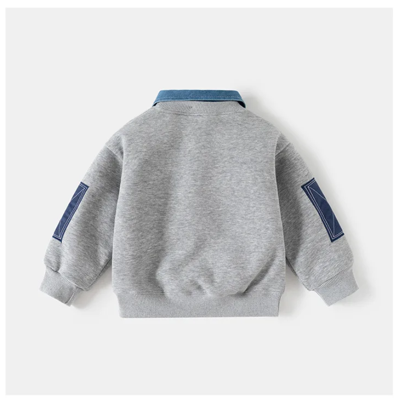 CoolJunior – Varm och stilfull – Tröja för pojkar med jeanskrage
