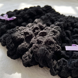 LovelyBloom – Mjukt & gulligt – Barnbyxor med volanger och rosett