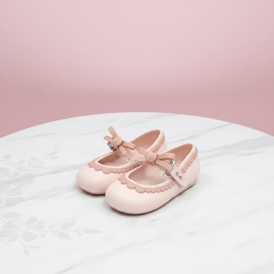 MiniChic – Elegans & stil – barntofflor med rosett