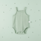 Summer Bodysuit – Luftigt & bekvämt – Stickad babybody
