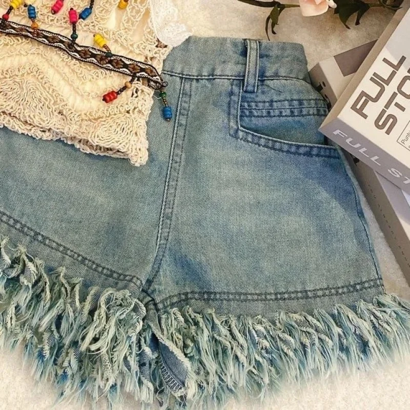 MiniChic – Snyggt och bekvämt – Set med boho-top och jeansshorts