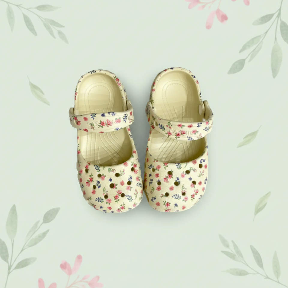 FlowerFeet – Eleganta och bekväma – Sandaler med blommönster