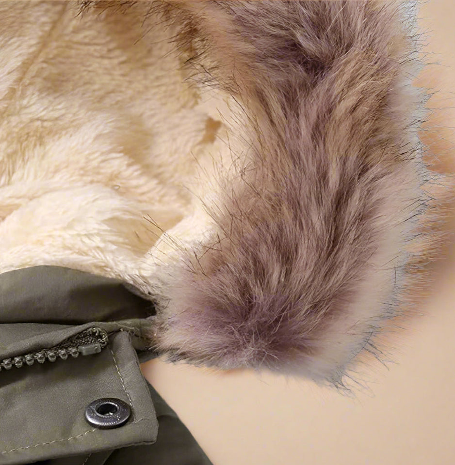 CozyTrend – Varm och elegant – Parkas vinterjacka med pälskrage