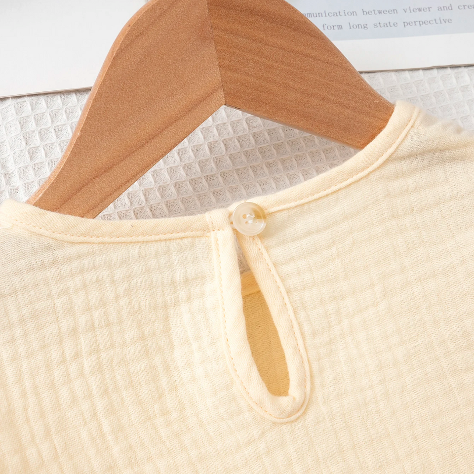 SoftCharm – Elegant och bekvämt – Set för flickor med volangtröja och långbyxor