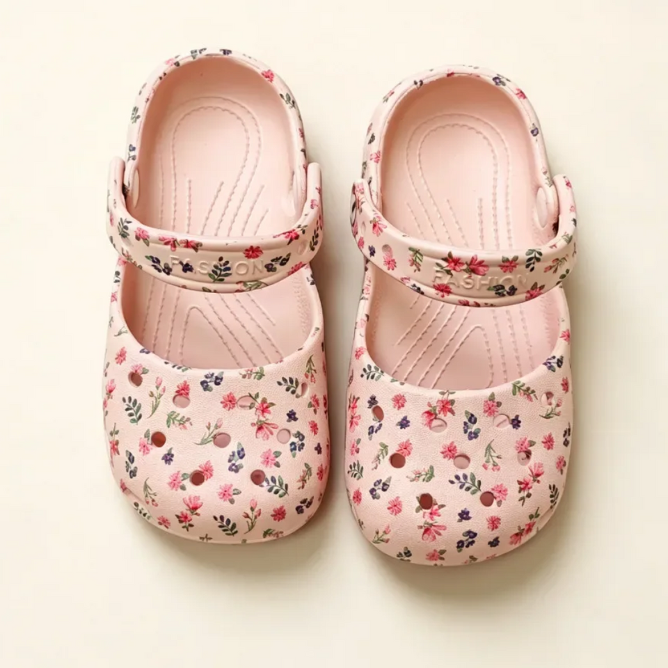 FlowerFeet – Eleganta och bekväma – Sandaler med blommönster