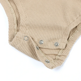 SnuggleHue – Mjuk och bekväm – Regnbågsfärgad babybody