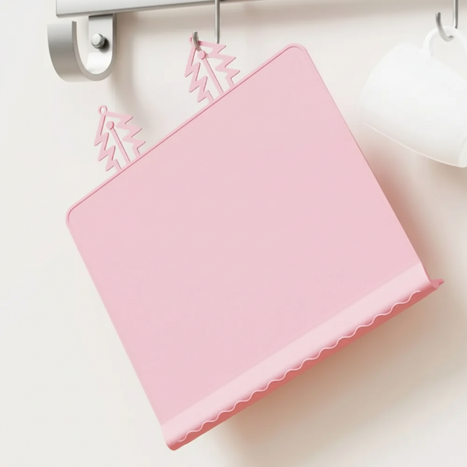 BabySafe – Praktiskt och hygieniskt – Silikonunderlägg med upphöjd kant