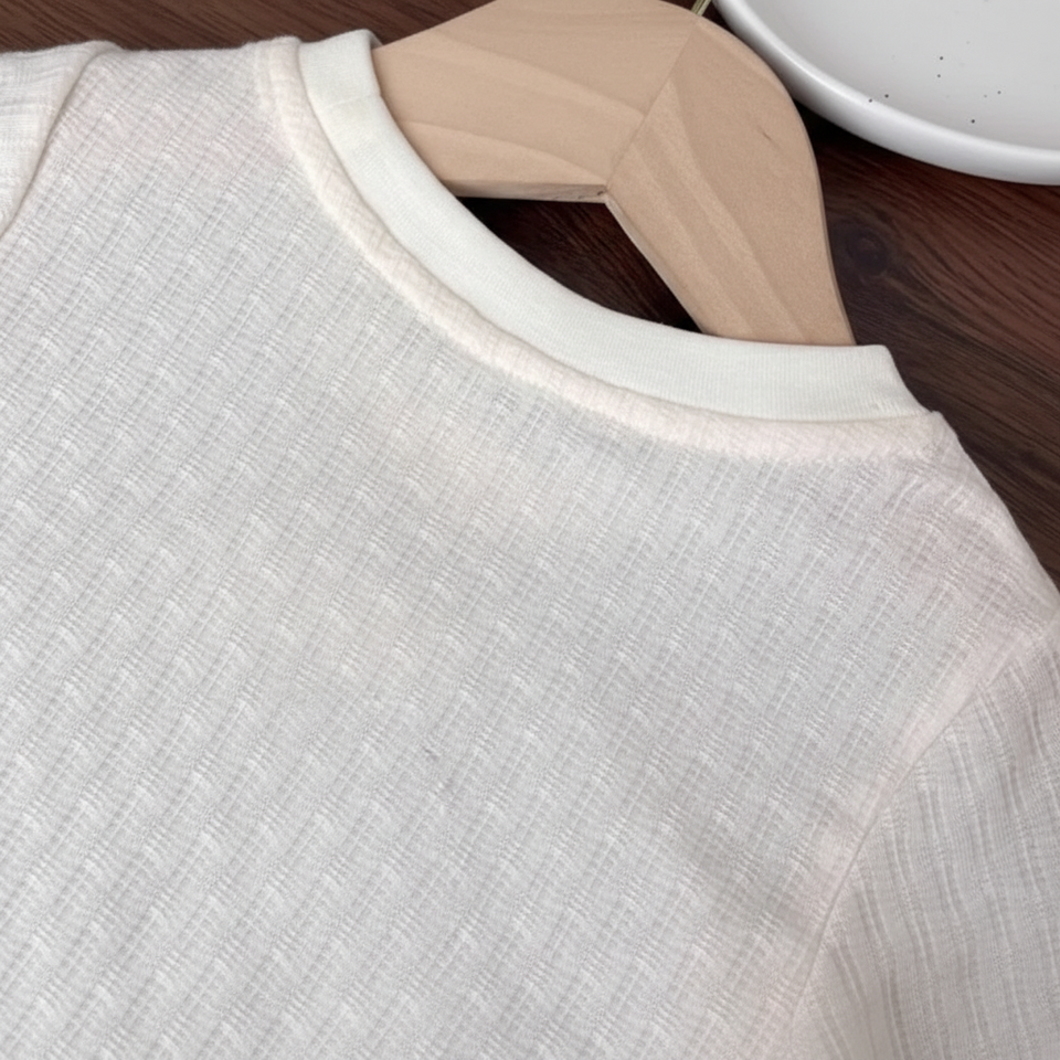 Polo Premium – Mjukt & sött – T-shirt med spetskant