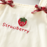 BerryBloom – Söt & bekväm – Flickklänning med jordgubbs- och kaninapplikation