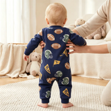 WarmBuddy – Söt & mjuk – Babyoverall i fleece med seriefigurmotiv