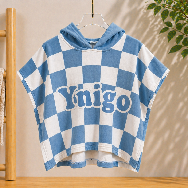 Personalized Hooded Towel – Mjuk & unik – Personlig badkap för barn