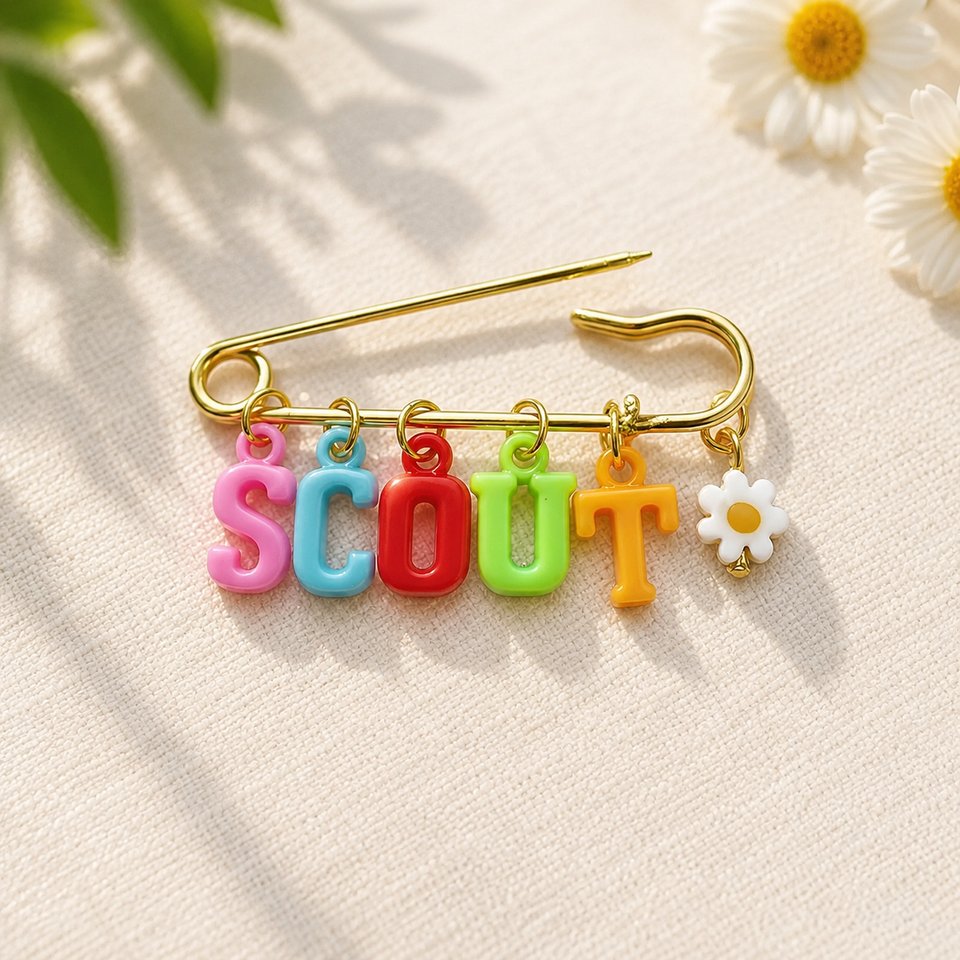 Personalized Charm Pin – Personligt & stilfullt – Namnbrosch