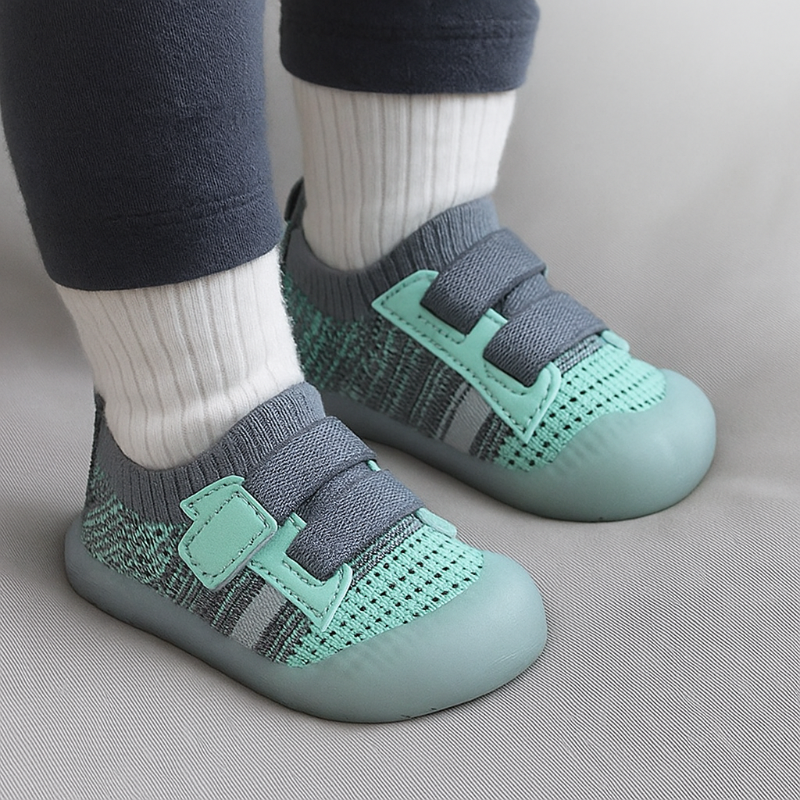 TinyRunner – Sportiga & andningsbara - Babyskor i mesh med mjuk sula