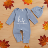 CuddleBaby – Hej, jag är ny här – Set med babyoverall och mössa