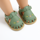 TinyPetals – Komfort & stil – Babysandaler med blomsterbroderi