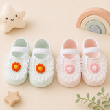 SweetFeet – Mjuka & söta – babystrumpor med blommor och spetsar