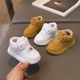 KidTrend – Stabila och mjuka – Sneakers för småbarn