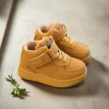 KidTrend – Stabila och mjuka – Sneakers för småbarn
