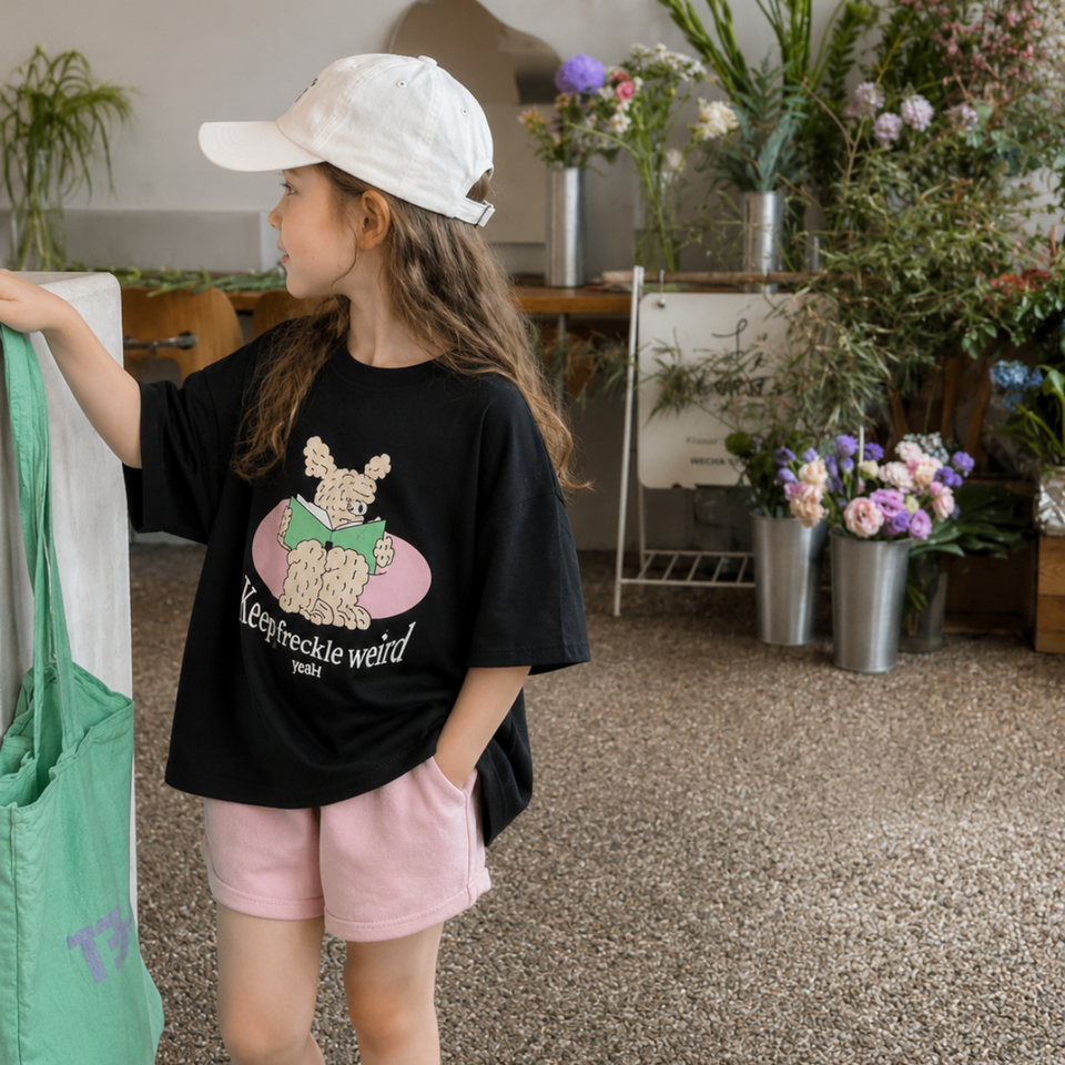 SunnyKids – Bekvämt & gulligt – Oversized T-shirt med seriefigurmotiv