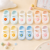 SweetFeet – Mjuka & söta – babystrumpor med blommor och spetsar