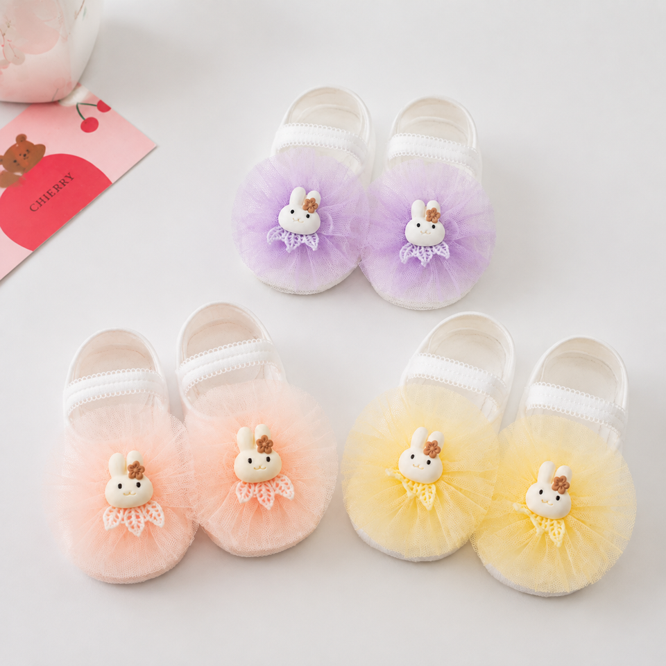 SweetFeet – Mjuka & söta – babystrumpor med blommor och spetsar
