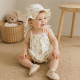 LittleBlossom – Sommarkomfort och stil – Bodysuit med huva för spädbarn