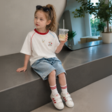 LittleVibe – Lek och kreativitet – T-shirt i stor storlek med färgglad illustration