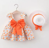 Mini Fashion™ – Sött och somrigt – Fruktklänning (inkluderar GRATIS stråhatt)