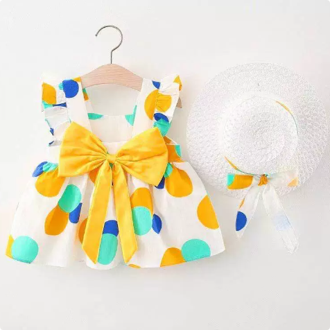 Mini Fashion™ – Sött och somrigt – Fruktklänning (inkluderar GRATIS stråhatt)