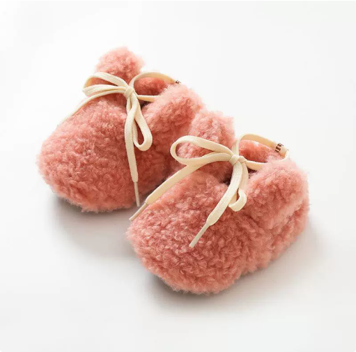 SnuggleBunny – Varma och säkra – halkskyddade kanintofflor