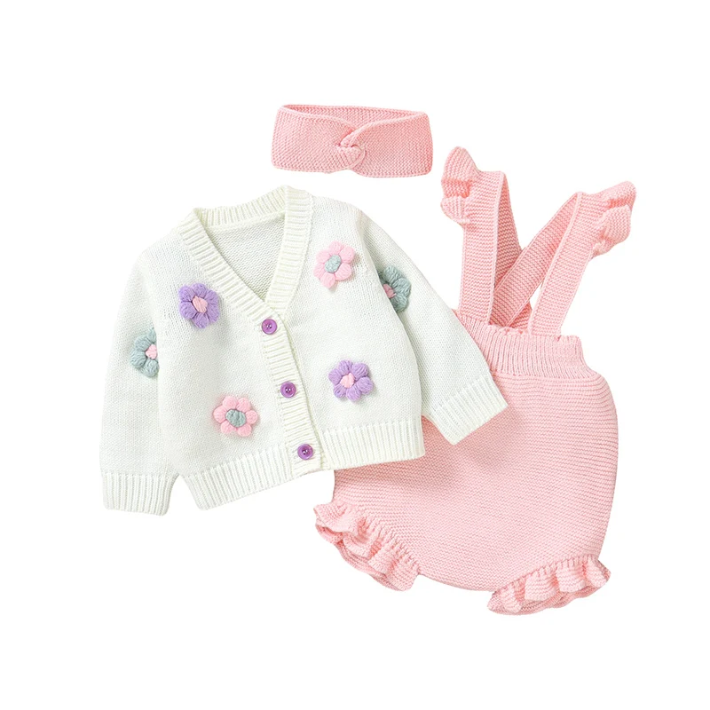 FloraKnit – Mjukt & gulligt – Babykläder med väst, overall och hårband