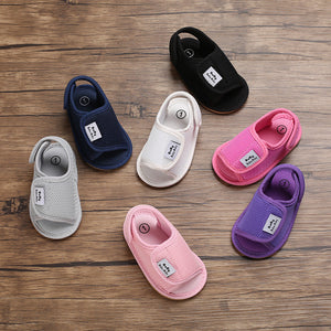 LittleSteps – Komfort och säkerhet – Andningsbara babysandaler