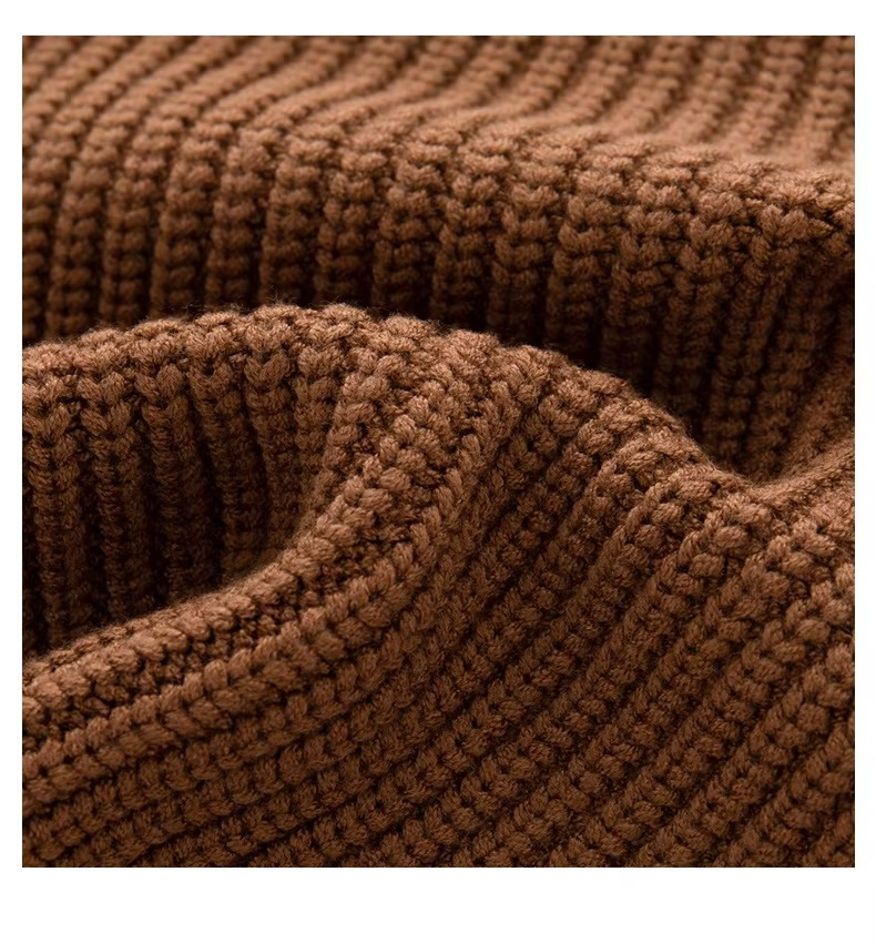 PureSoft – Classic & Cozy - Enfärgad stickad tröja