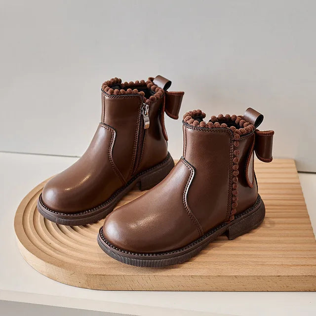 Mini Fashion – Komfort & Stil – Läderankellörsstövlar