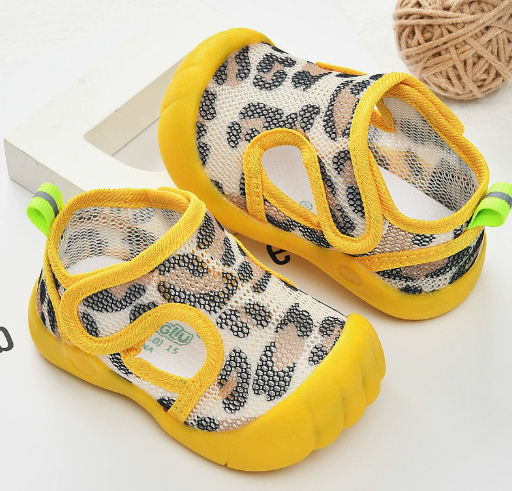 Puddle Play Pals™ - Enkel påtagning - Sandaler för barn
