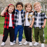 Boys Checkered Outfit – Trendigt och bekvämt – Rutigt klädset för barn