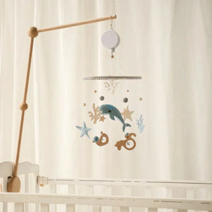 LittleNest – Naturlig ro – Babymobil i trä