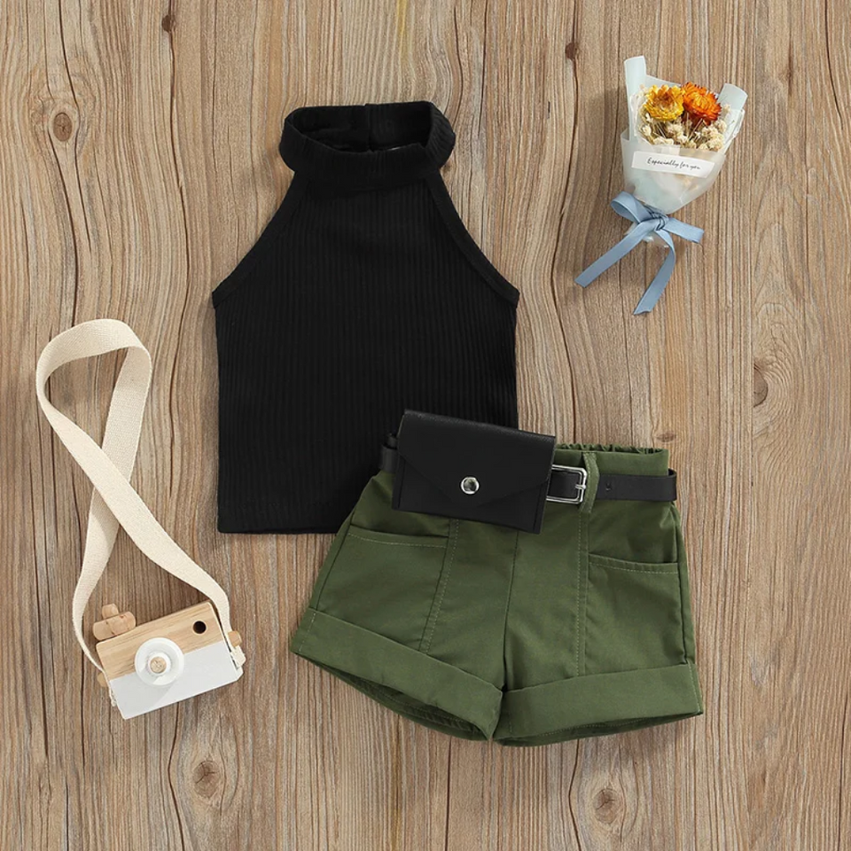 MiniFashionista – Elegant & Trends – Set för flickor med topp, shorts och midjeväska