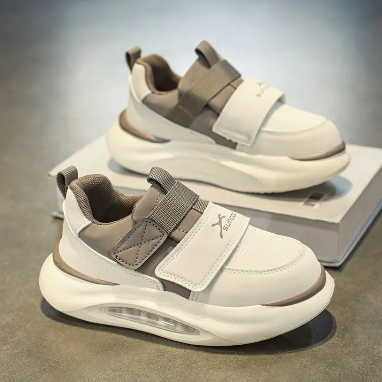 KidStride – Trendiga och funktionella – sneakers med kardborreband