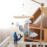 LittleNest – Naturlig ro – Babymobil i trä
